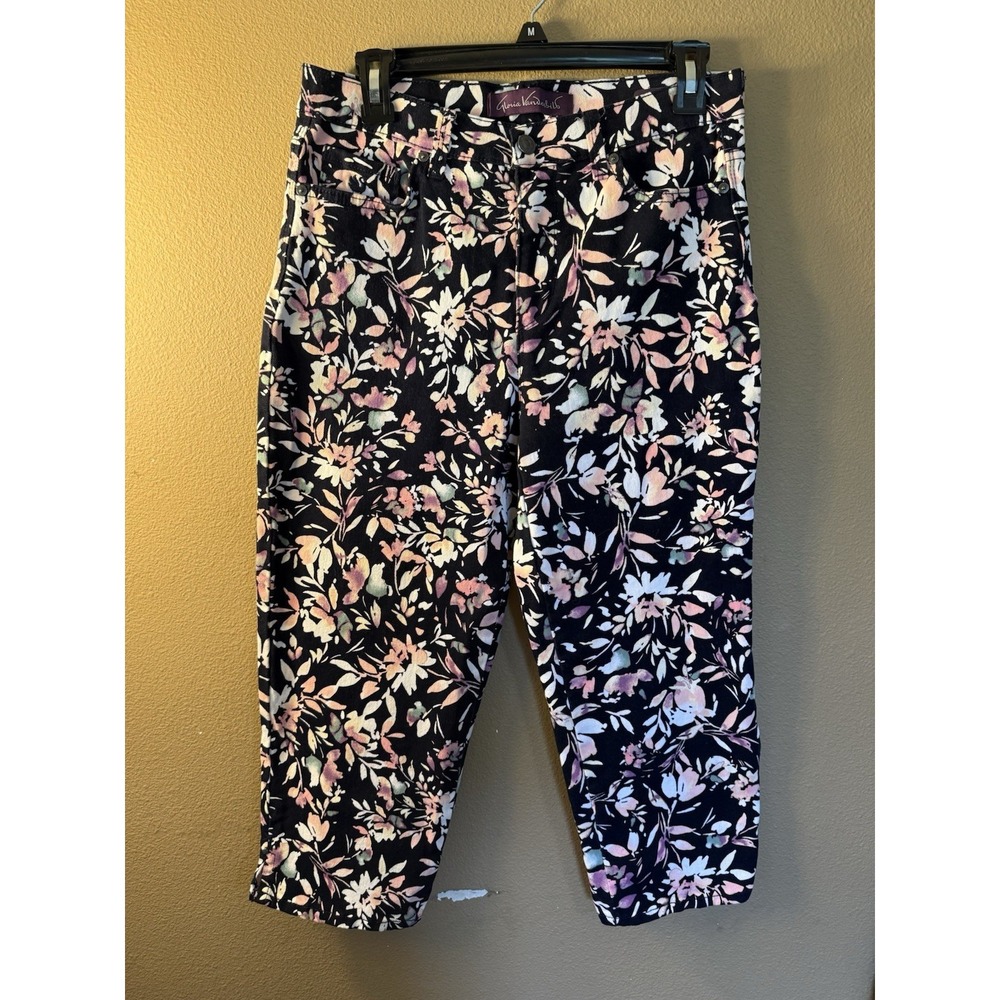 Gloria Vanderbilt Amanda Multi-Color Floral Capri Pants Size 6